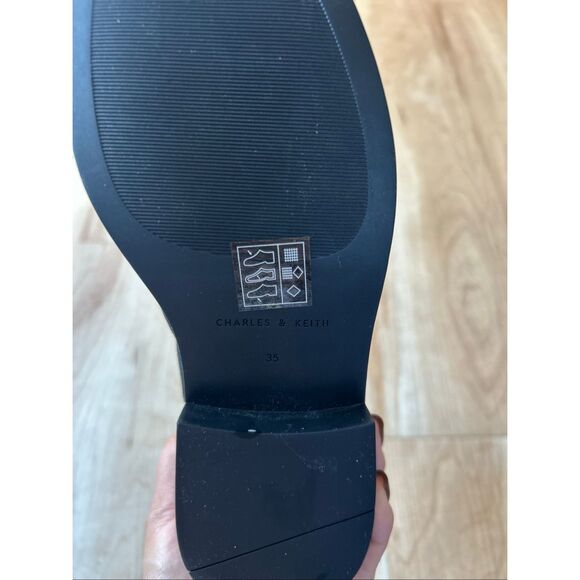 CHARLES & KEITH Chelsea Block-Heel Boots - Picture 5 of 5